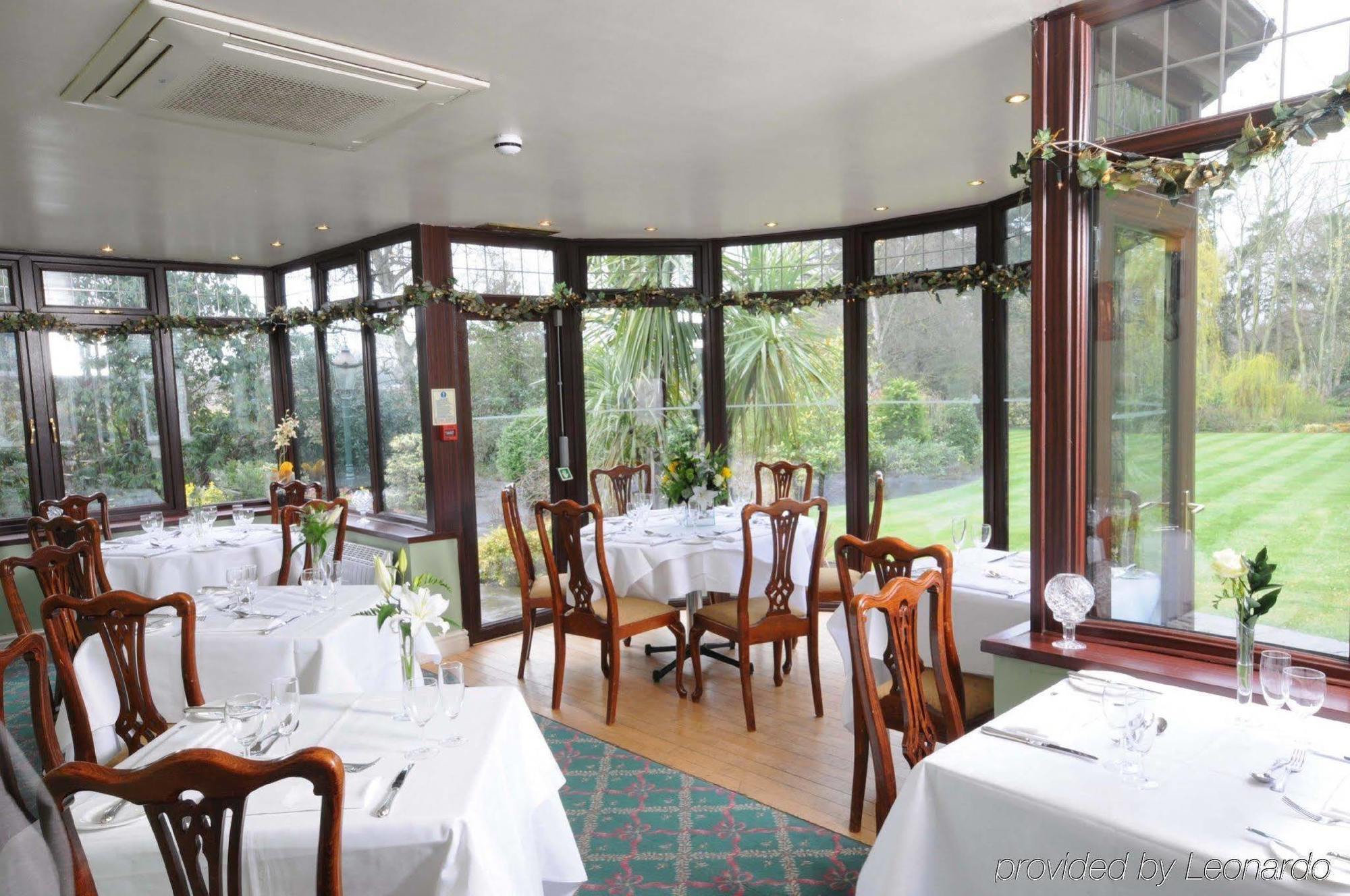 Brook Hall 3* Childer Thornton